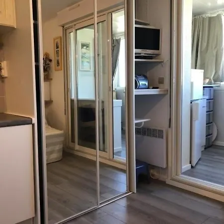 4 Personnes Studio Cabine 4 Couchages La Pierre St Martin. アパート *